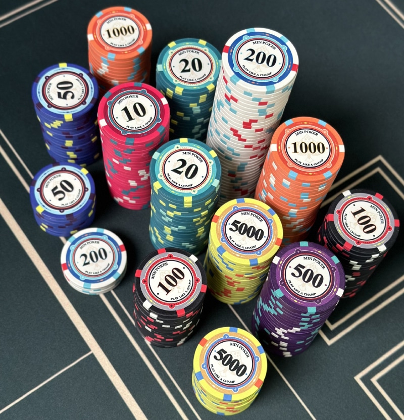 Chip Poker có tất cả bao nhiêu màu sắc?